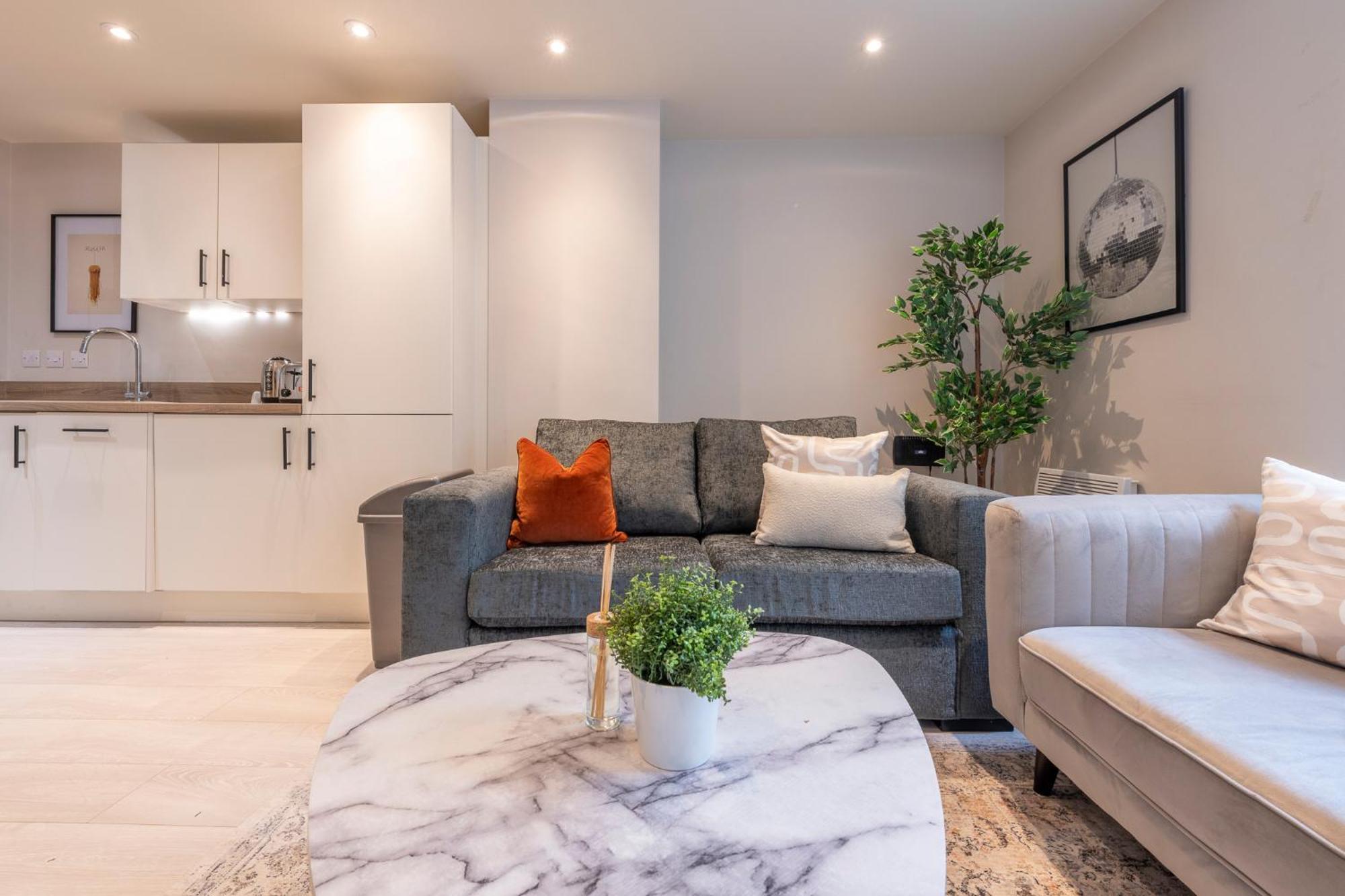 Harvey Nic'S & Designer Quarter 18 Ch Lejlighed Leeds  Eksteriør billede
